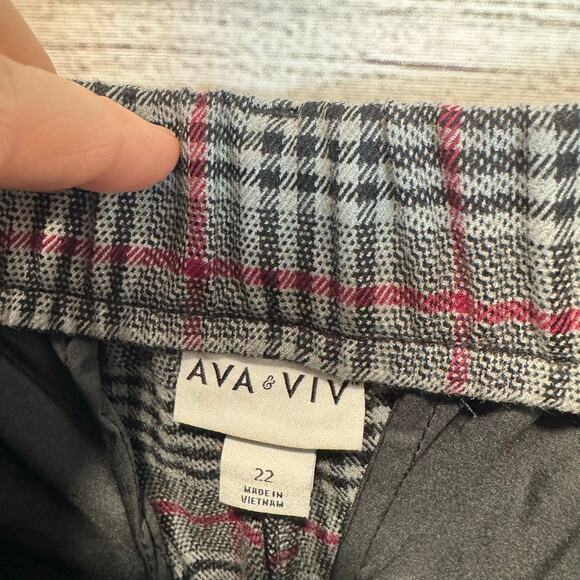 Ava & Viv Plus Size Gray Red Plaid Trouser Pants Size 22 - Picture 5 of 10